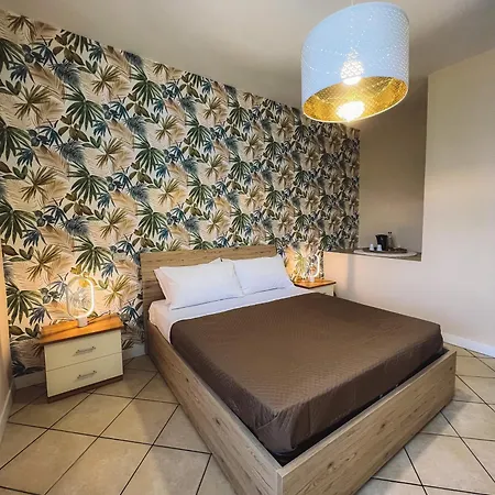 La Rosa Bed & Breakfast