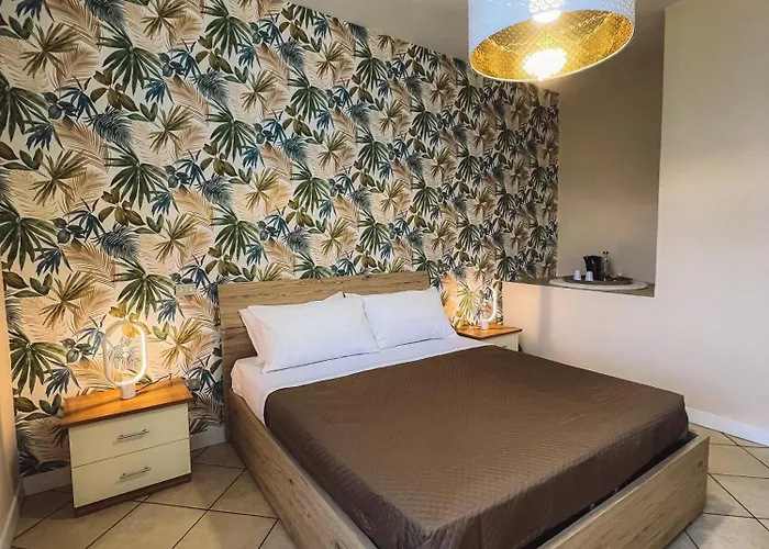 La Rosa Bed & Breakfast